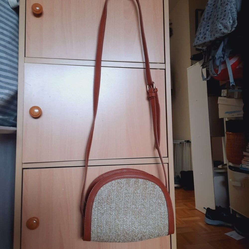 Forever 21 brown and beige olefin Crossbody Bag